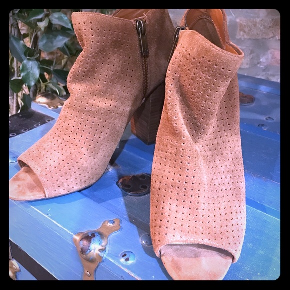 Jessica Simpson Shoes - Jessica Simpson Kymber bootie.